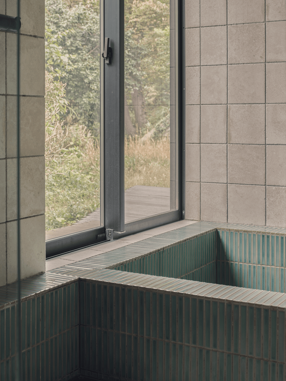 A&H House - Tall Image 10