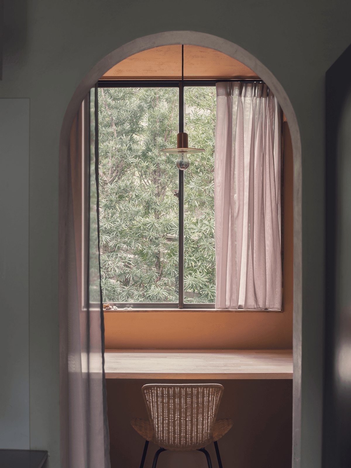 A&H House - Tall Image 12