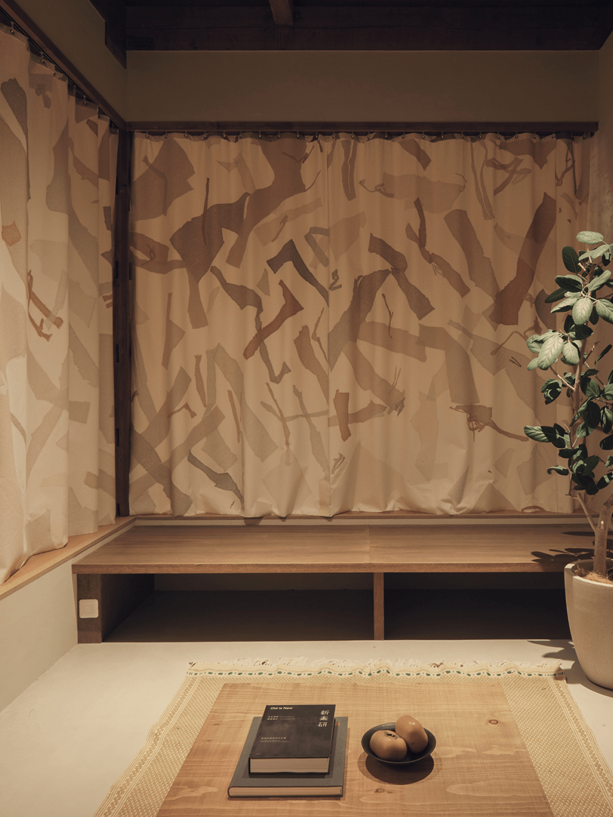 A&H House - Tall Image 22