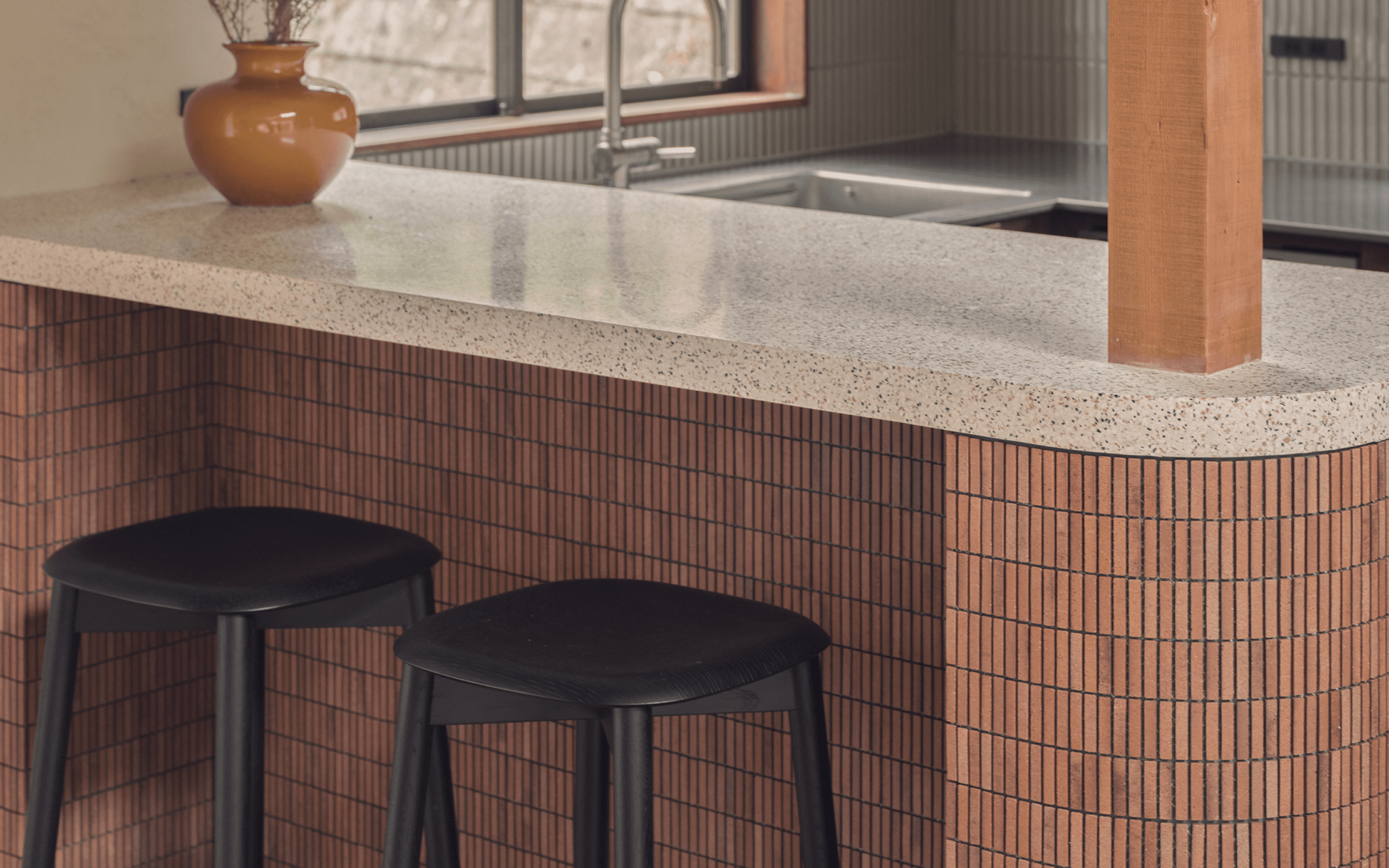 A&H House - Wide Image 4