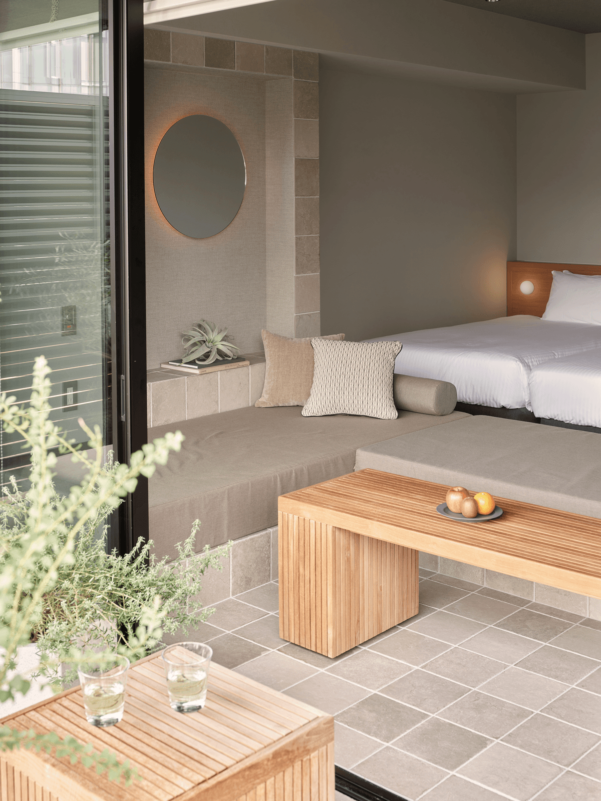 A&H House - Tall Image 2