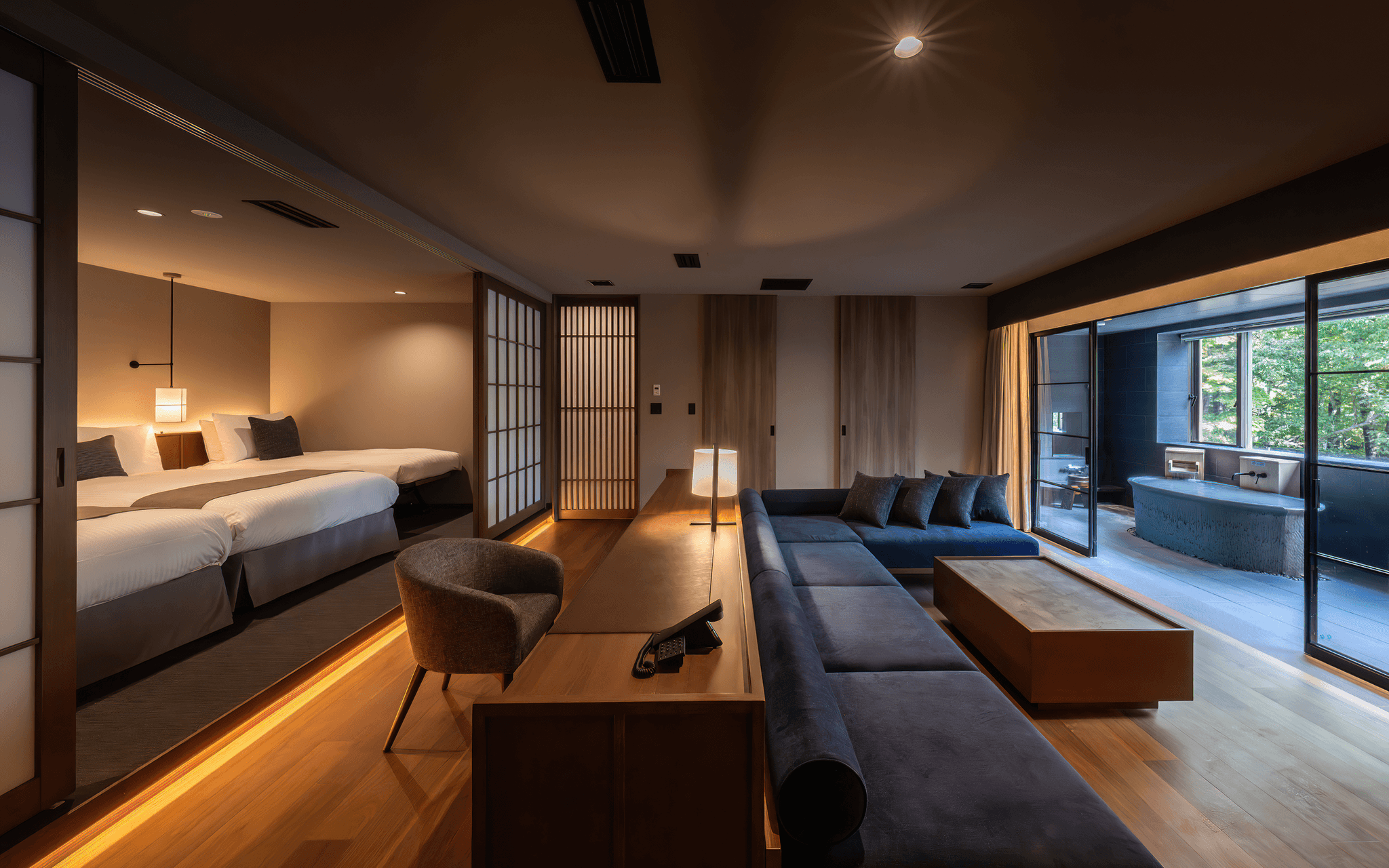 Shinshun no Kago - Wide Image 1